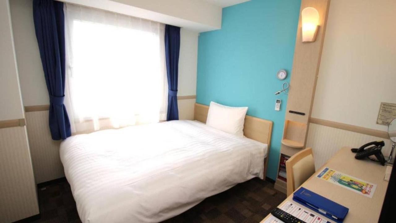 Toyoko Inn Yokohama Shiei-Chikatetsu Center Minami-Eki Exterior photo